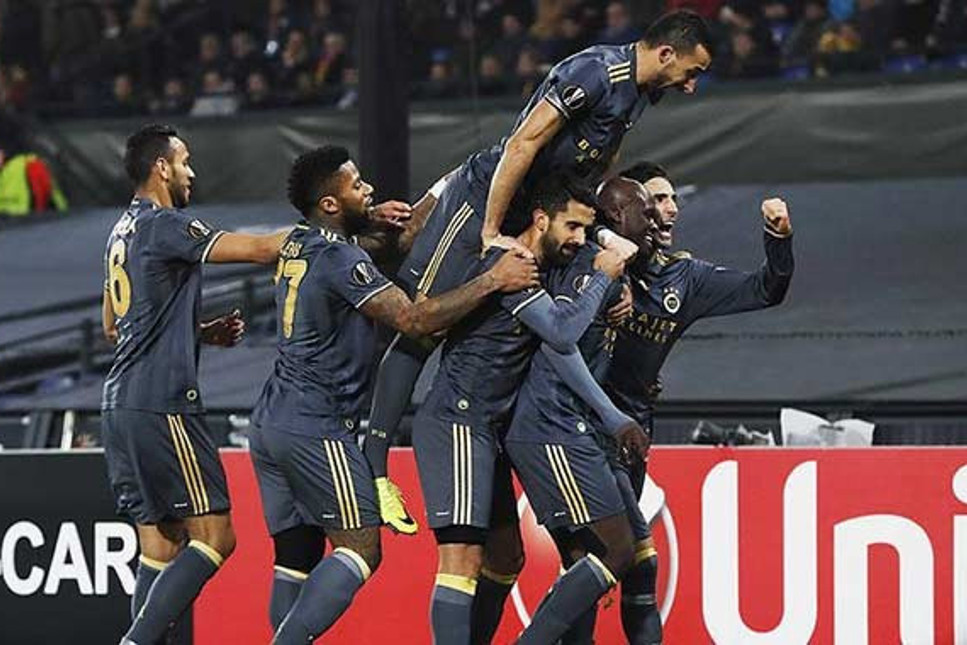 Fenerbahçe, Feyenoord'ı yendi, lider olarak turu geçti