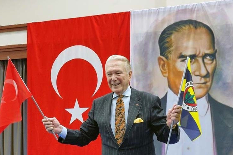 Fenerbahçe Yüksek Divan Kurulu Başkanlığı'na Uğur Dündar seçildi