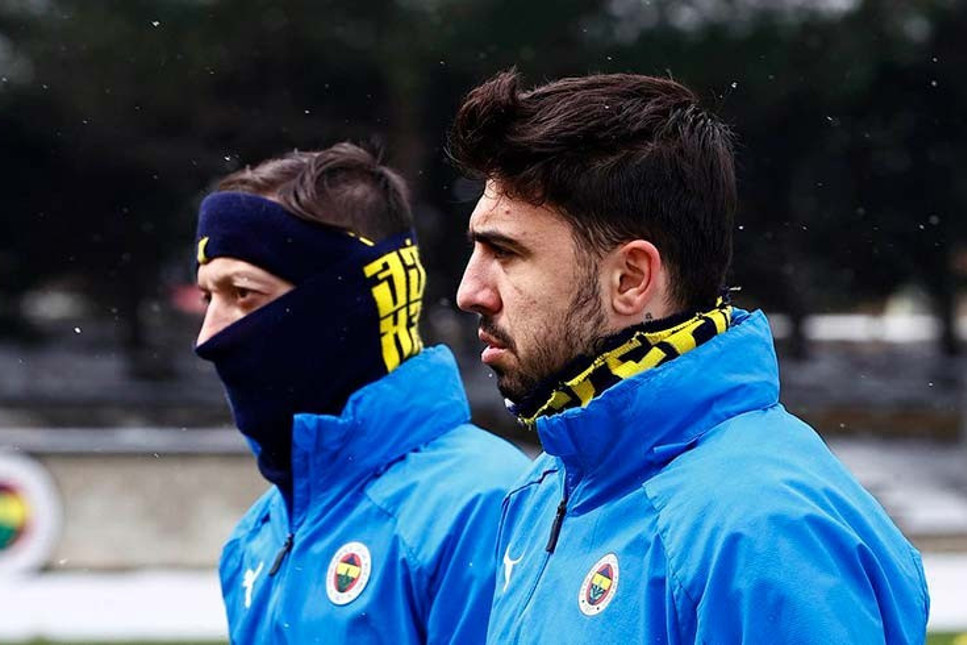 Fenerbahçe'de Ozan Tufan ile yollar ayrıldı