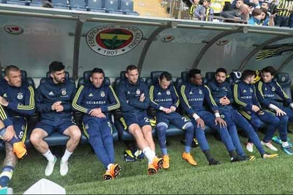 Fenerbahçe’de futbolcu çok, alıcı yok!
