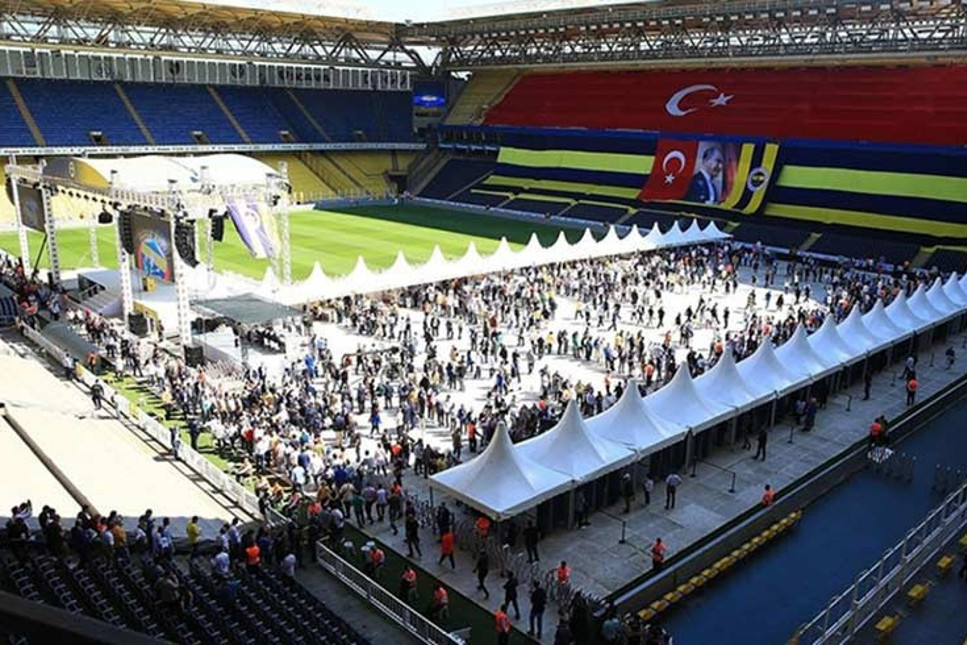 Fenerbahçe'de kongre günü! Aidatı ödeyen oy kullanacak