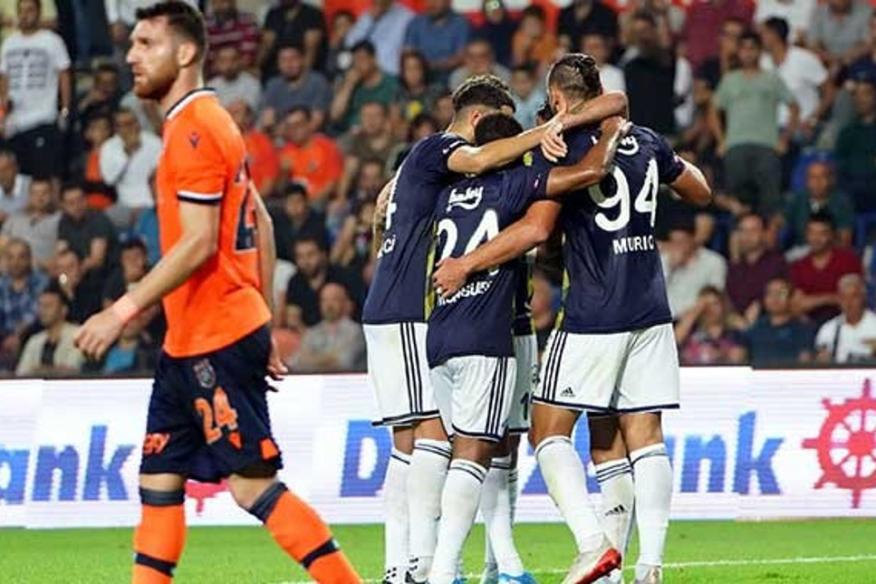 Fenerbahçe, nefes kesen maçta Başakşehir'i mağlup etti