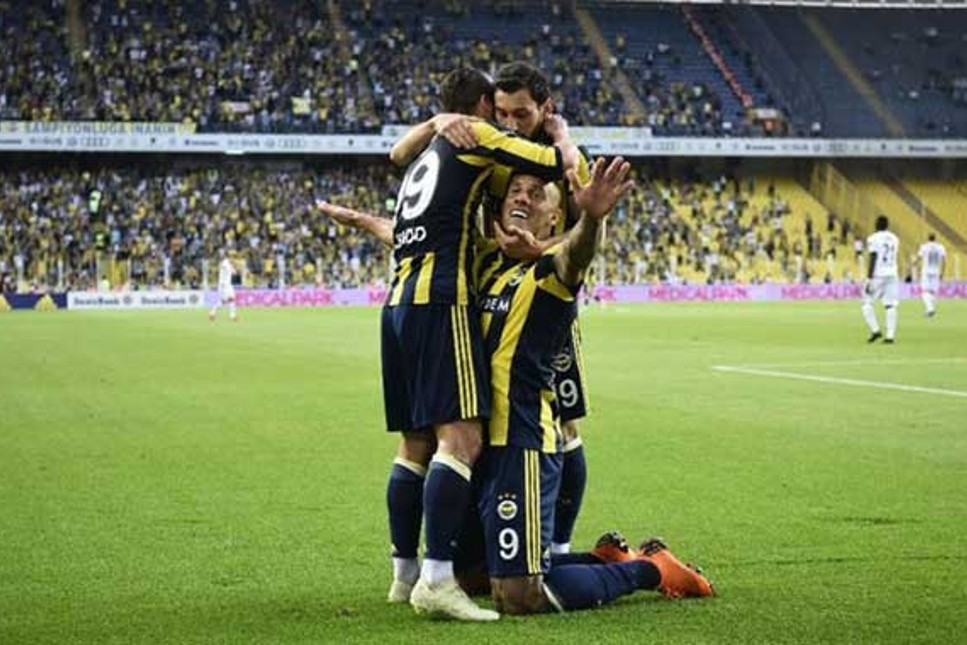 Fenerbahçe'nin 2019 forması basına sızdı