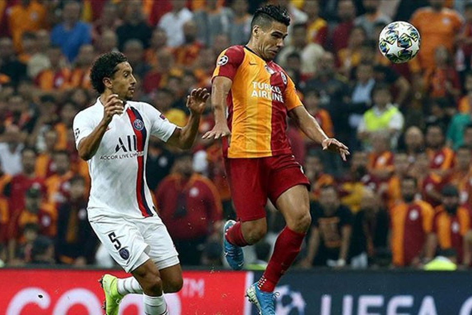 Galatasaray evinde PSG'ye mağlup oldu