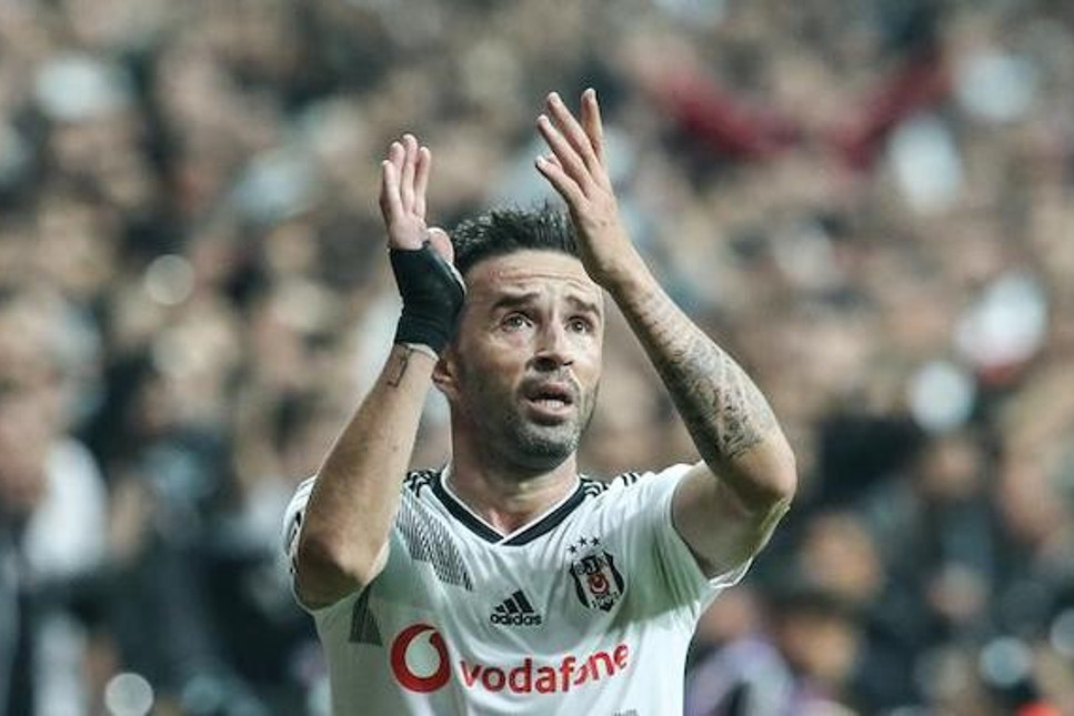 Gökhan Gönül, Beşiktaş'a veda etti