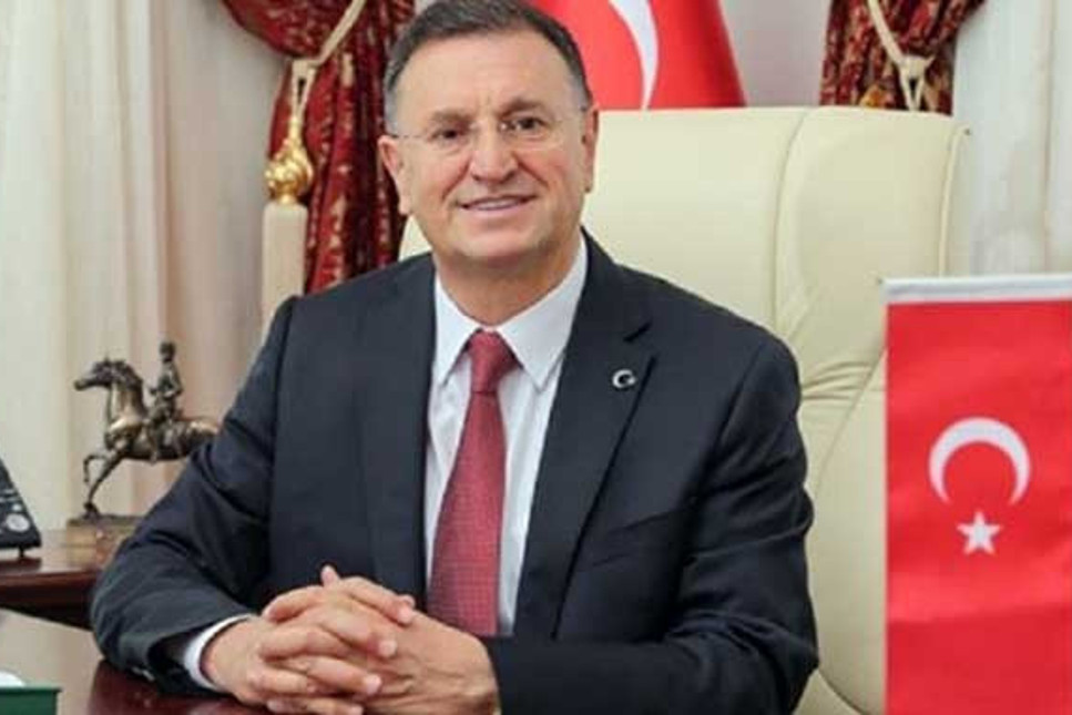 CHP’li Hatay Büyükşehir Belediye Başkanı Lütfü Savaş: Evet kardeşimi atadım