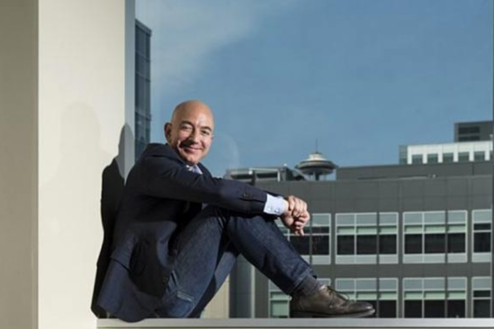 Amazon'un CEO'su Jeff Bezos, iki gecede 19 milyar dolar kaybetti