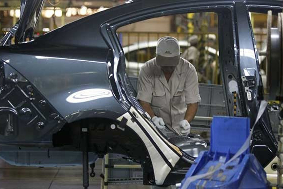 Nissan satışlardaki düşüş nedeniyle 10 bin kişiyi işten çıkaracak