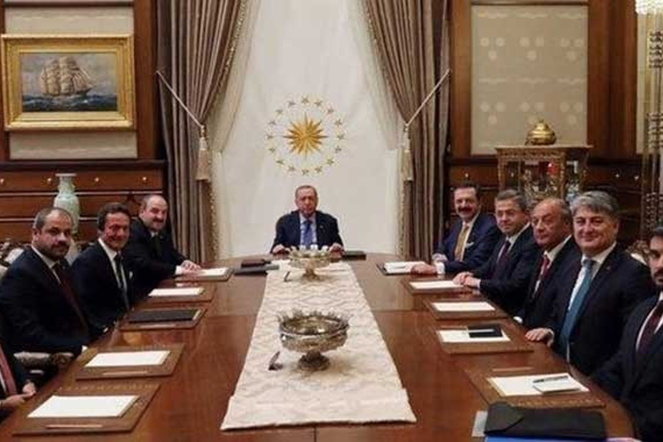 İnan Kıraç yok! Erdoğan, Türkiye’nin Otomobili Girişim Grubu temsilcilerini kabul etti