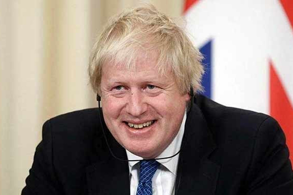 İngiliz Bakan Boris Johnson'ı telefonda 18 dakika işlettiler