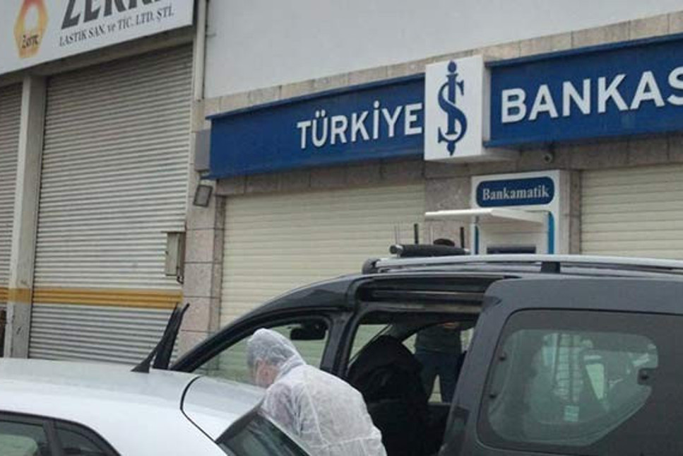 İş Bankası şubesi koronavirüs şüphesıyle kapatıldı