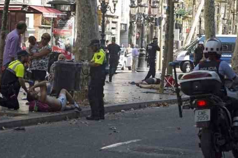 Barselona'da terör: 13 ölü, 100 yaralı... Kaçan saldırganlar Türk restoranını bastı