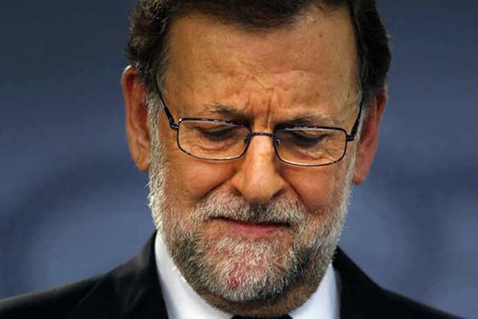 İspanya'da yolsuzluk skandalı sağcı Rajoy hükümetini düşürdü