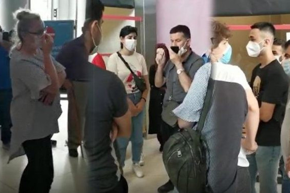 İstanbul Havalimanı’nda saatlerdir korona testi için sıra bekleyen Türk vatandaşları isyan etti