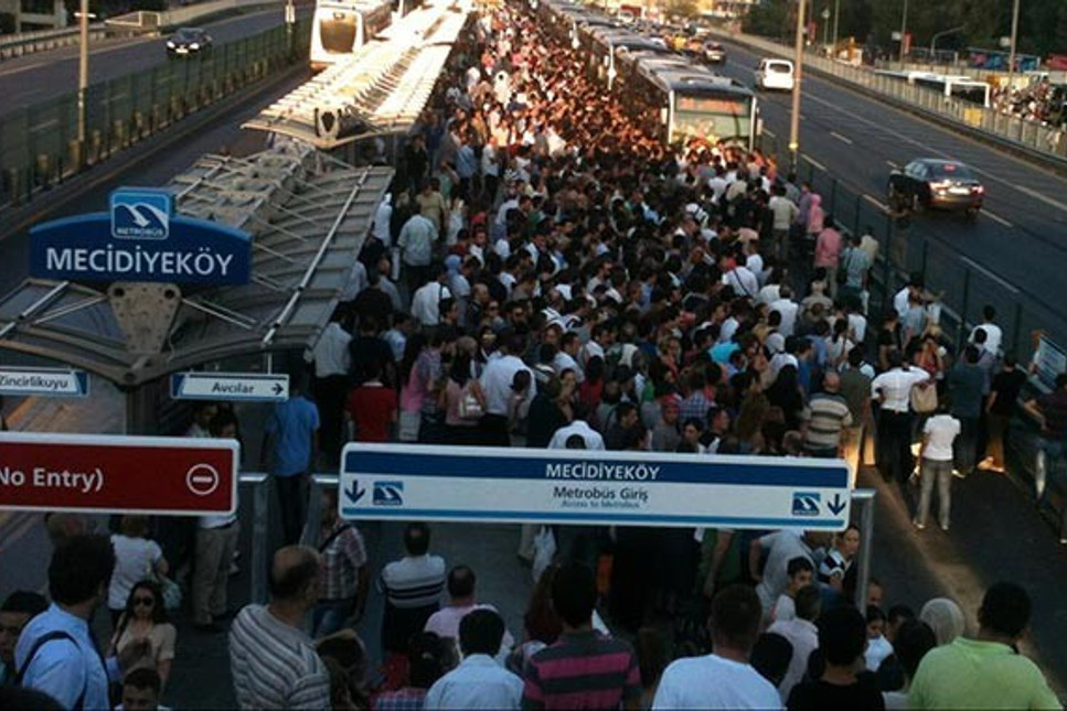 İstanbul'a yeni metrobüs hattı geliyor