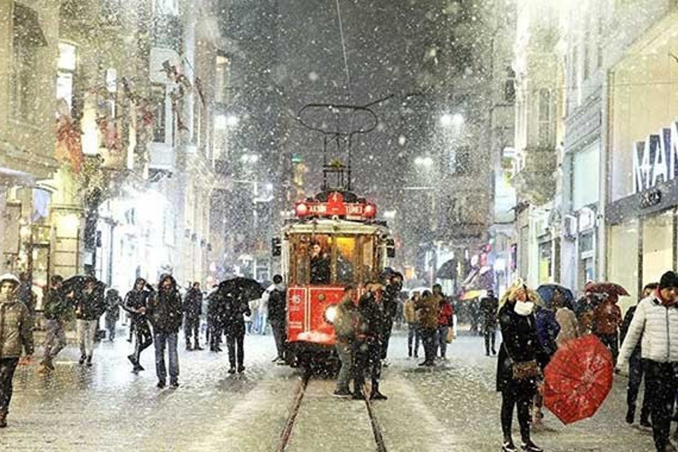 İstanbul Valisi Ali Yerlikaya açıkladı: İstanbul’da yarın okullar tatil!