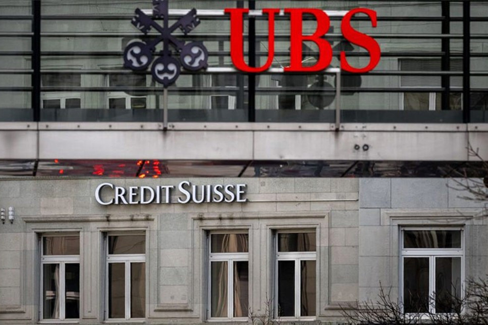 İsviçre'nin en büyük bankası UBS, 3.25 milyar dolara Credit Suisse'i satın aldı