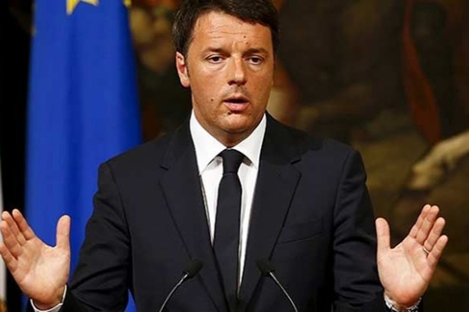 İtalya’daki referandumdan 'hayır' çıktı; Başbakan Renzi istifa kararını açıkladı
