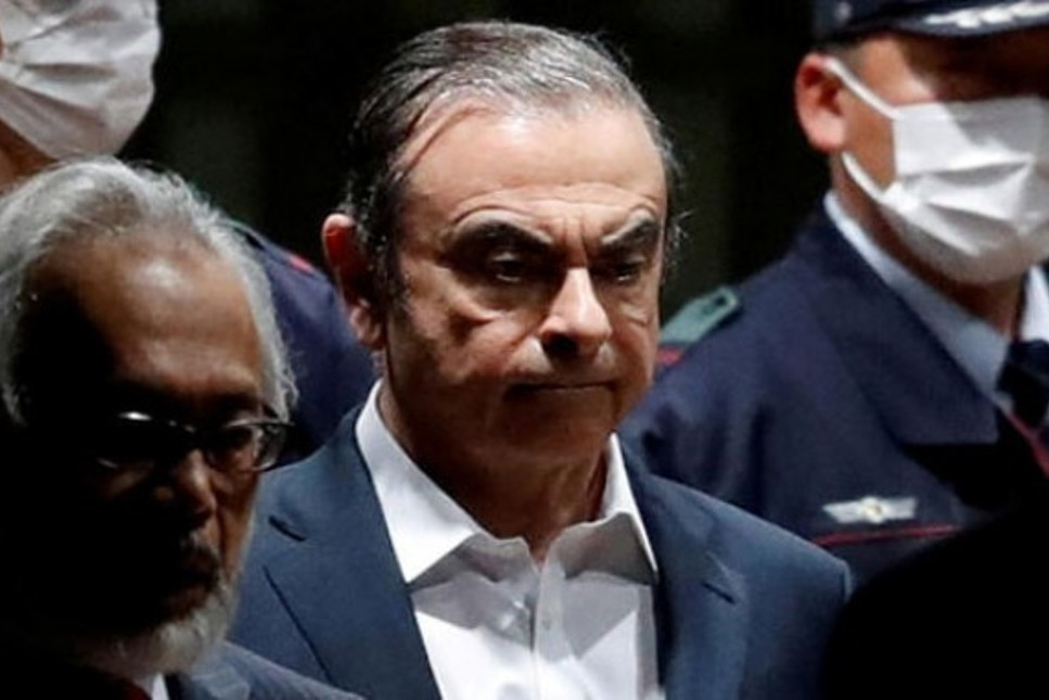 Japonya'da yolsuzlukla yargılanan Nissan'ın eski patronu Ghosn Beyrut'a kaçtı