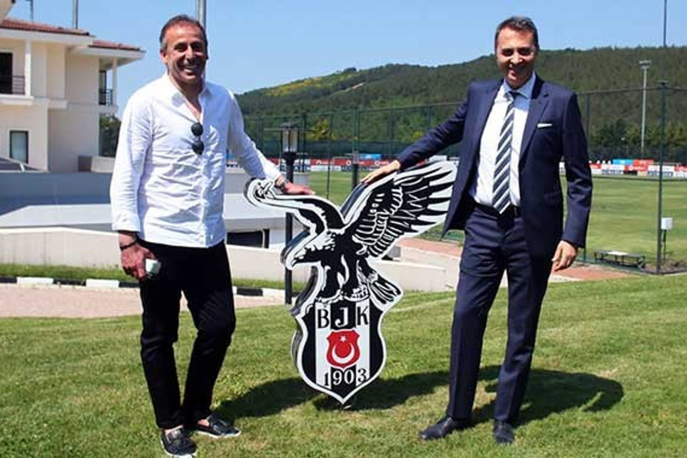 Kara Kartal, Abdullah Avcı ile 3 yıllık sözleşme imzaladı