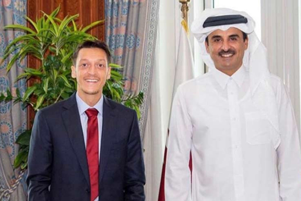 Katar Emiri Şeyh Temim, Mesut Özil'i kabul etti