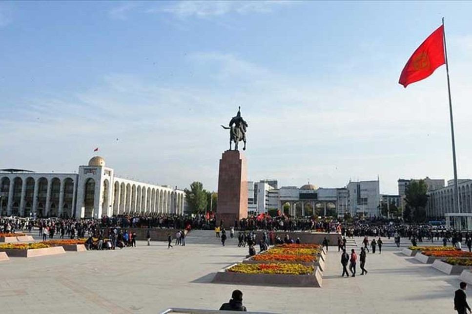 Kırgızistan’da darbe girişimi önlendi