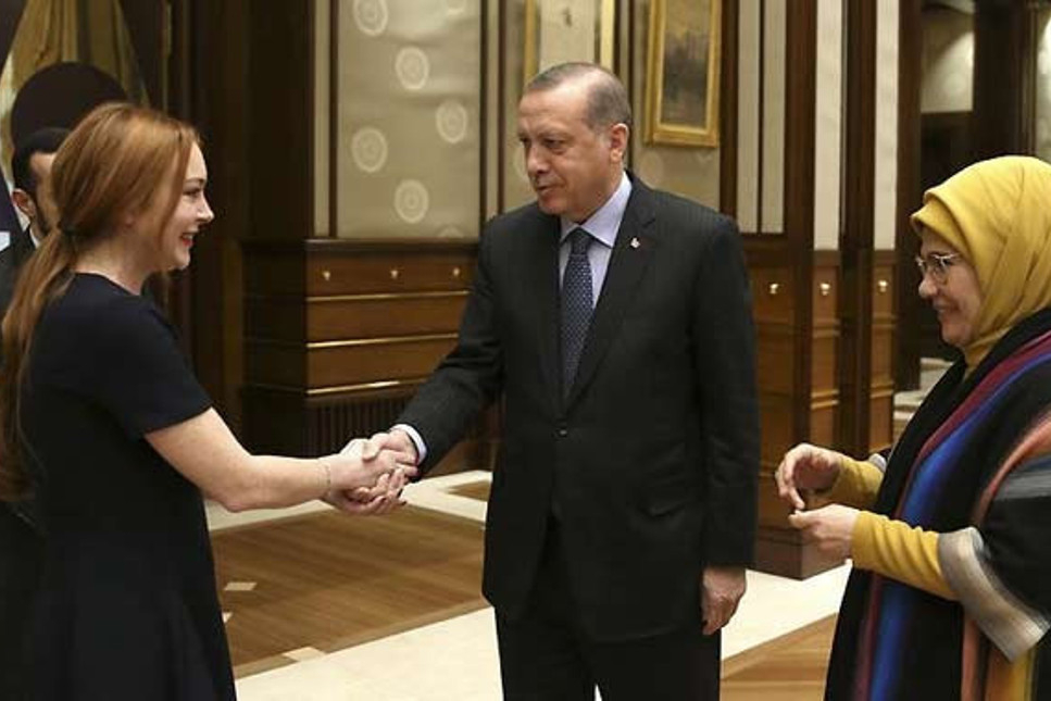Cumhurbaşkanı Erdoğan ile Lindsay Lohan ittifakının altından kim çıktı?