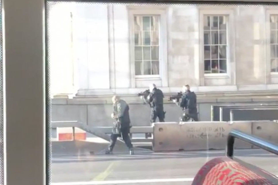 Londra Köprüsü, silah sesleri: Bir kişi gözaltında, yaralılar var