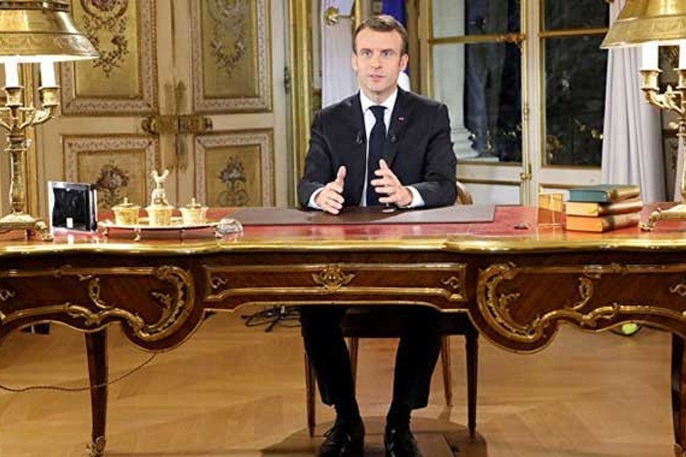 Macron ekonomik 'seferberlikten' söz edip ücretlerde küçük artışlar vaat etti