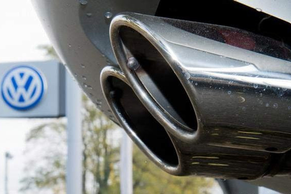 Volkswagen'deki emisyon skandalı benzinli araçlara da sıçradı