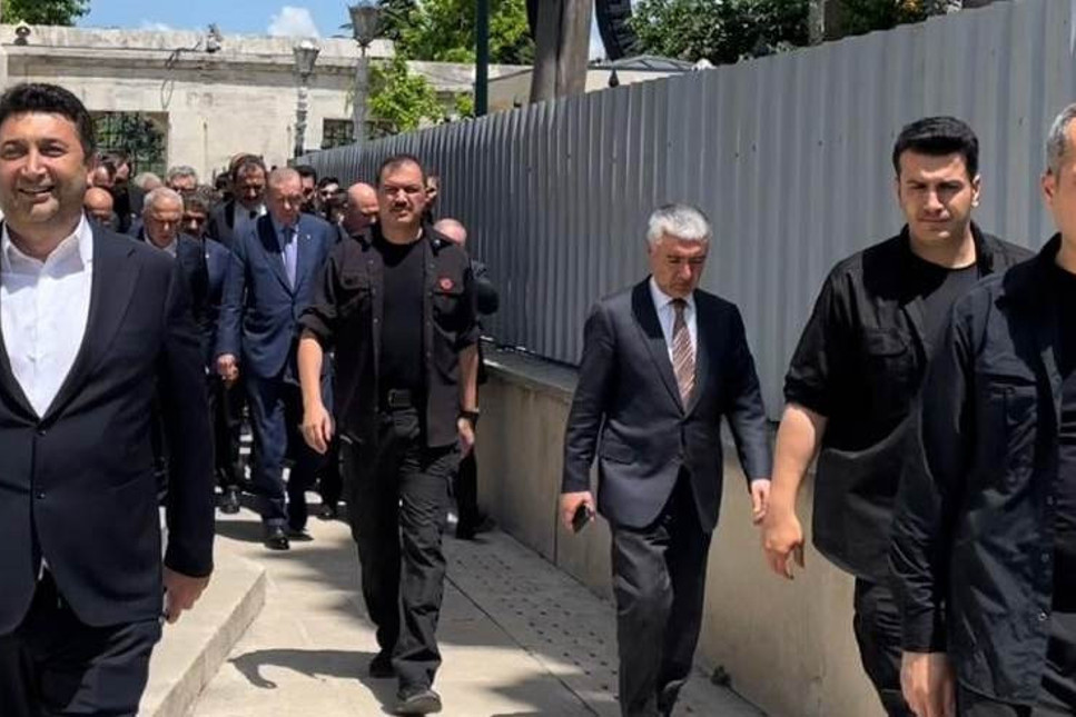 Mahmut Ustaosmanoğlu'nun cenaze törenine iş insanı Recep Ercan Keskin de katıldı