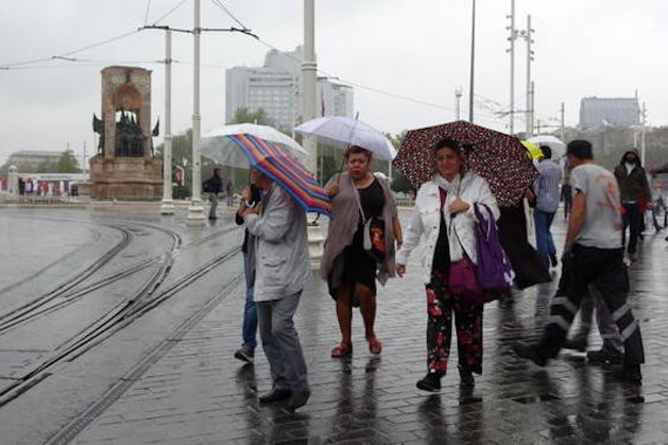 Antalya Valisi Karaloğlu: Ben Rizeliyim, her yağmur yağdığında okulları tatil edemeyiz