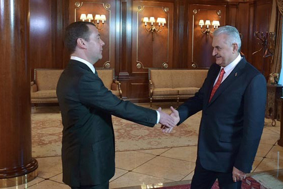 Medvedev, Akkuyu'nun açılışı için tarih verdi