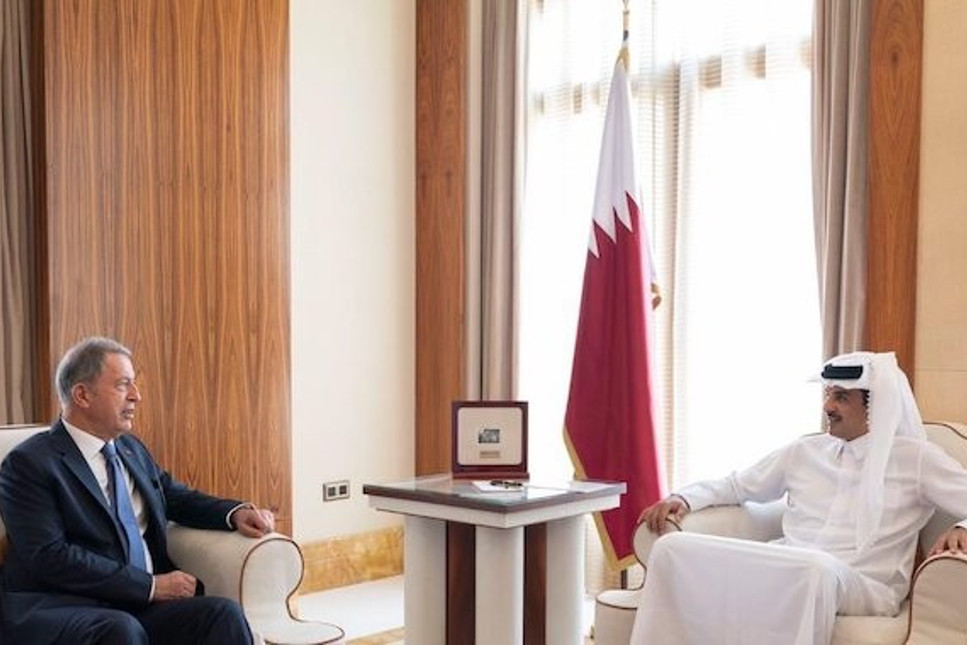 Milli Savunma Bakanı Akar'dan sürpriz Katar ziyareti