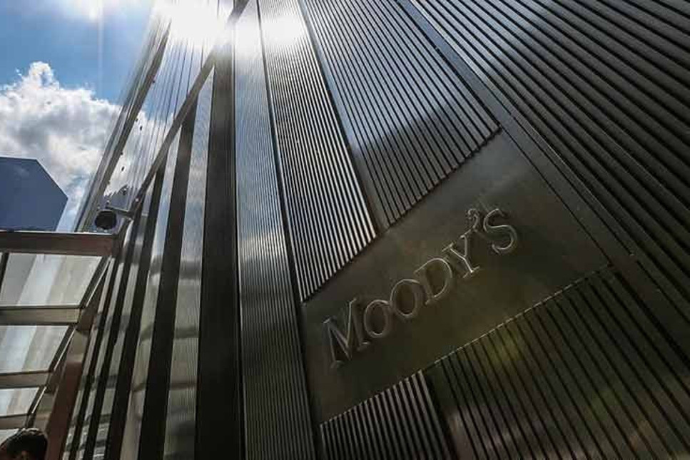Moody's beklenmeyen kredi notu zamanlamasına yanıt verdi
