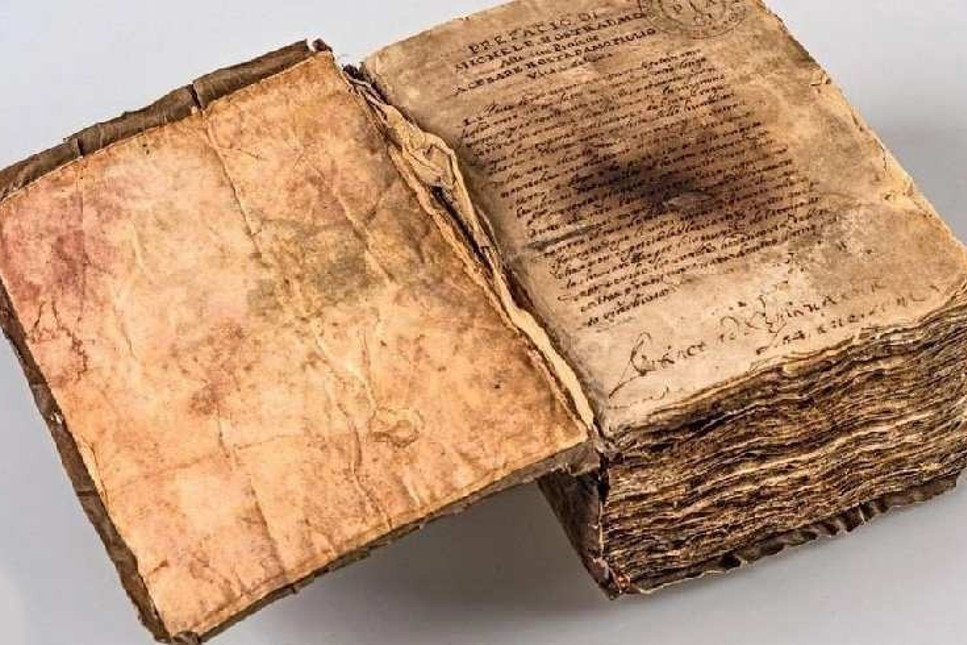 Müzeden çalıp bit pazarında satmışlar: Nostradamus'un kayıp kitabı bulundu
