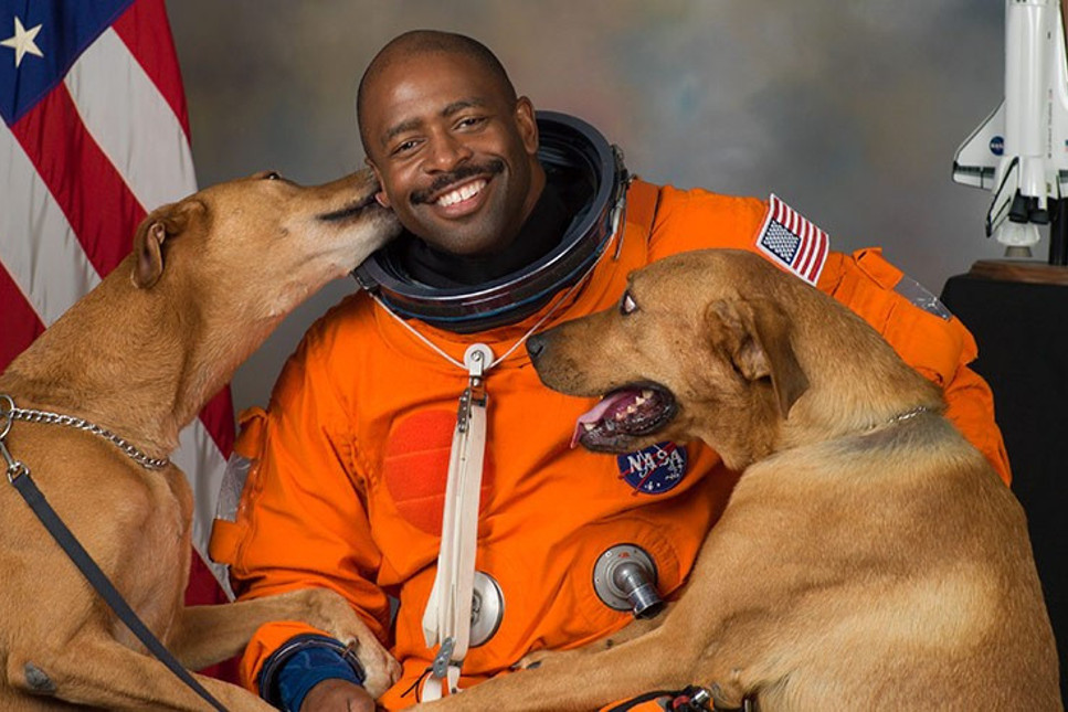 NASA'dan "Ulusal Köpek Günü" paylaşımı
