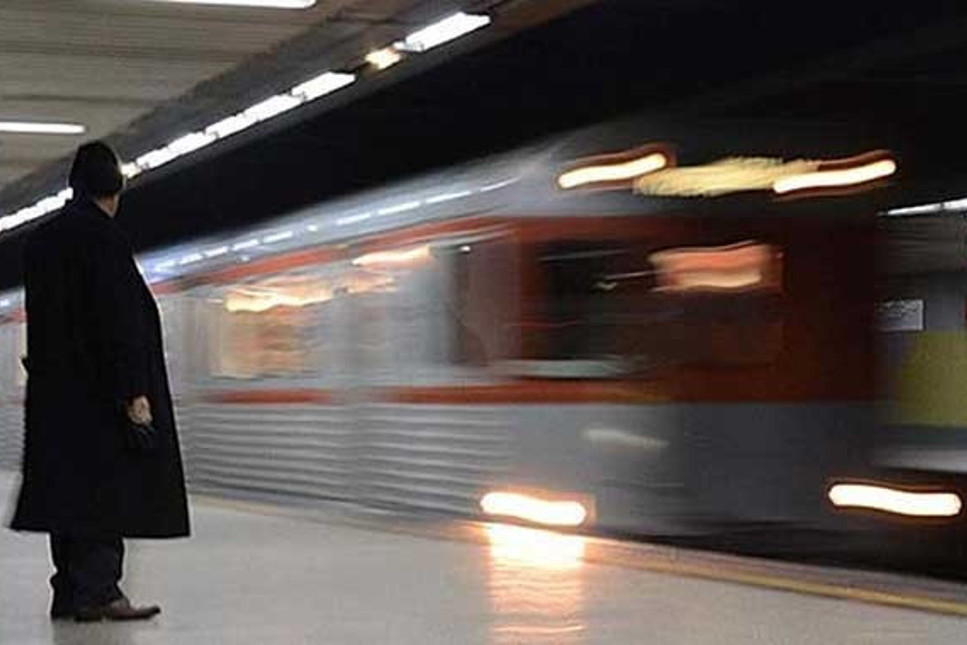 Osmanbey metrosunda bir kişi raylara düşerek hayatını kaybetti: Seferlerde aksama yaşanıyor