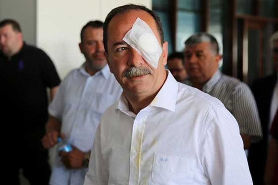 Öz çekim yaparken Edirne Belediye Başkanı'na yumruklu saldırı