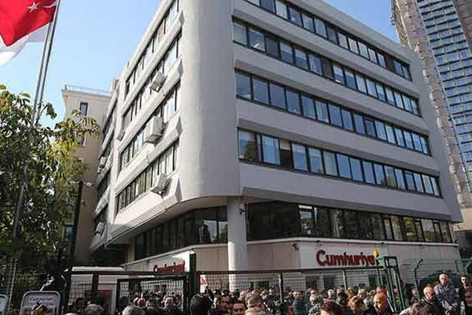 Cumhuriyet Gazetesi'ne operasyon: Gözaltı listesi genişliyor