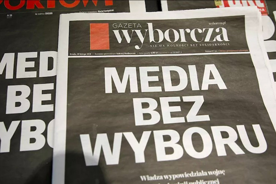 Polonya'da medyaya vergi darbesi: Bağımsız medya, bir günlüğüne yayını kesti, halkı 'bizi çok ararsın' diye uyardı