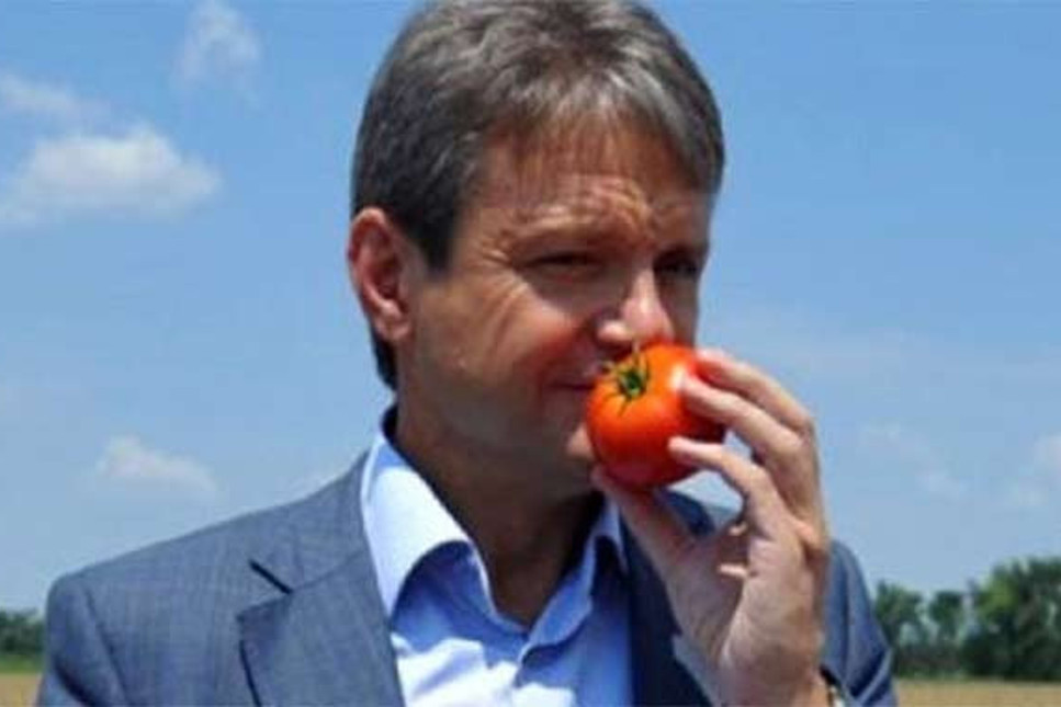 Rus bakan açıkladı: Üç yıl daha domates ambargosu