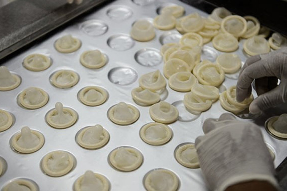Sağlık Bakanlığı ihaleyle 400 bin prezervatif alacak