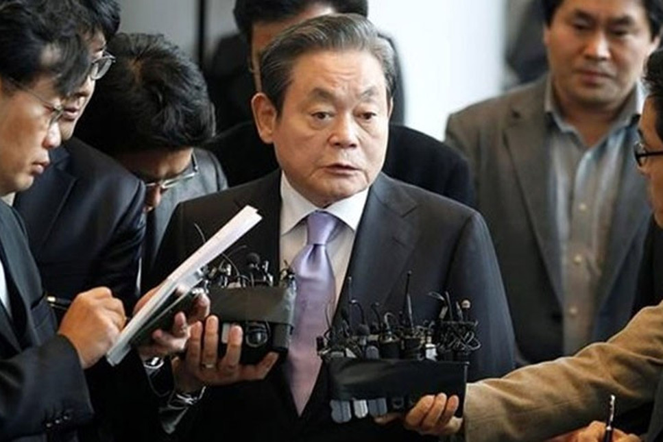 Samsung'un patronu 78 yaşında hayatını kaybetti