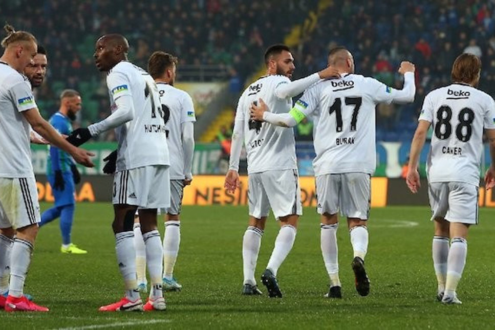 'Beşiktaş'ın dört futbolcusu alacaklarını tahsil etmedikleri için İstanbul'a dönmedi'