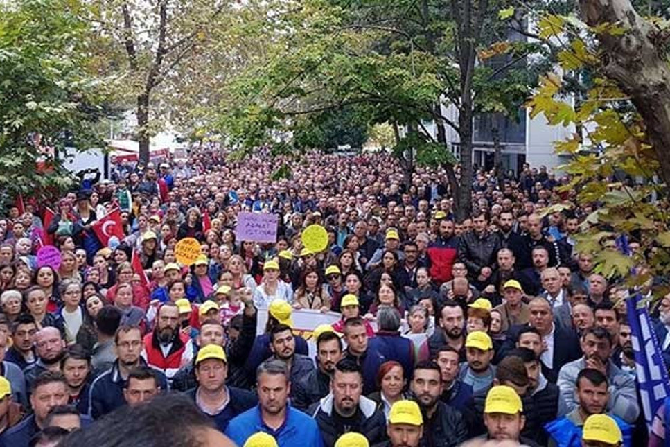 Şişecam işçileri çoluk-cocuk İstanbul’a yürüyor