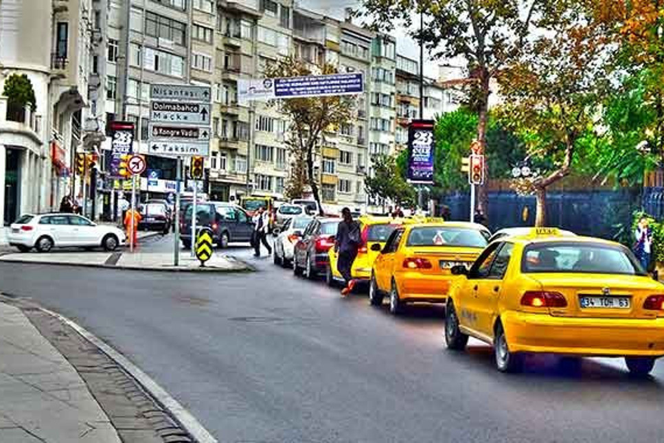 İstanbul'un Avrupa yakasında büyük elektrik kesintisi