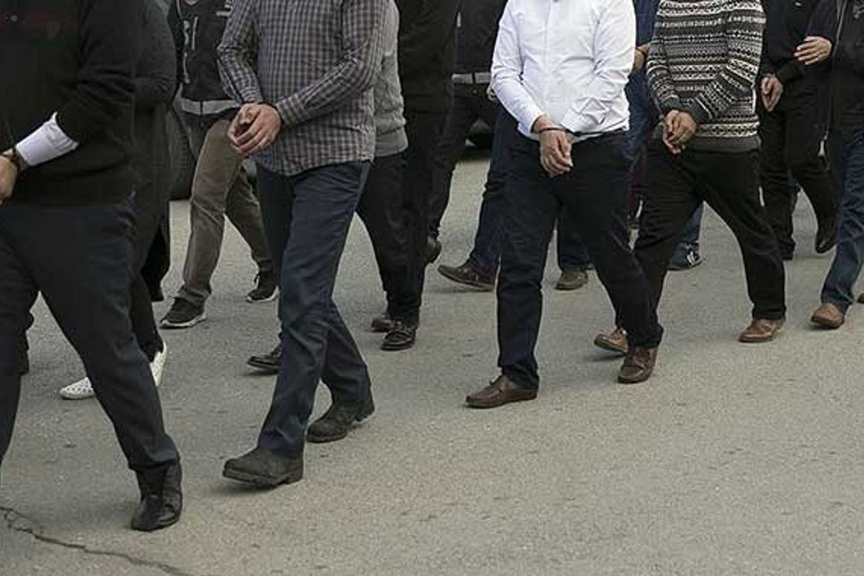 Kocaeli’de rüşvet operasyonu: 10'u polis 14 kişi tutuklandı