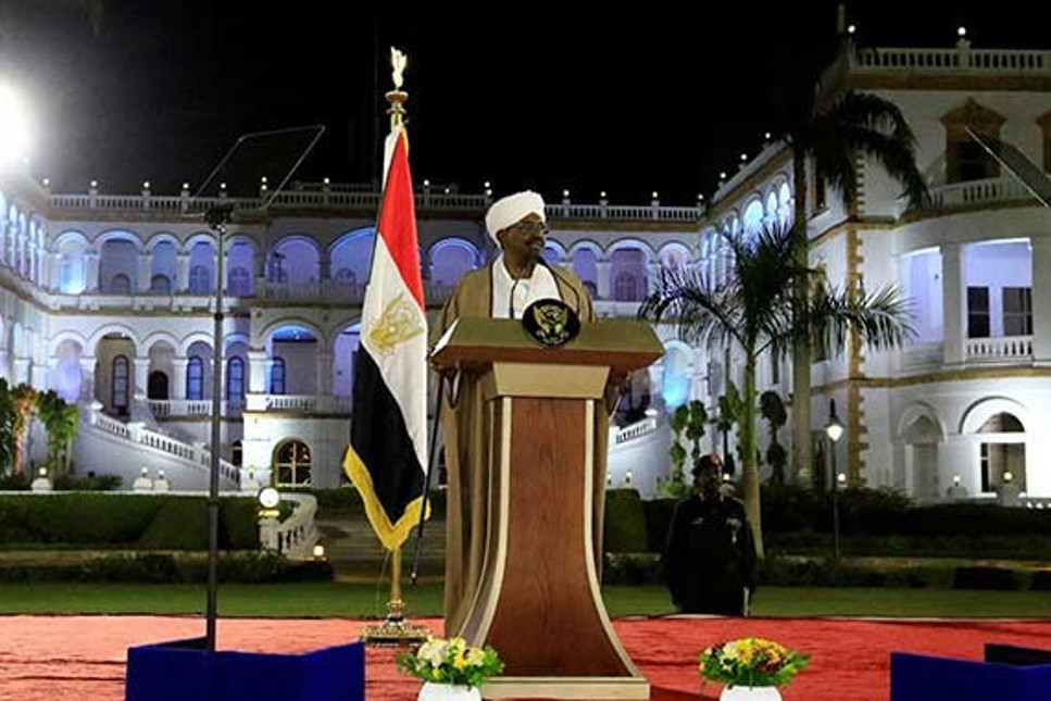 Sudan'da darbe oldu, ordu Cumhurbaşkanı el Beşir'i görevden aldı