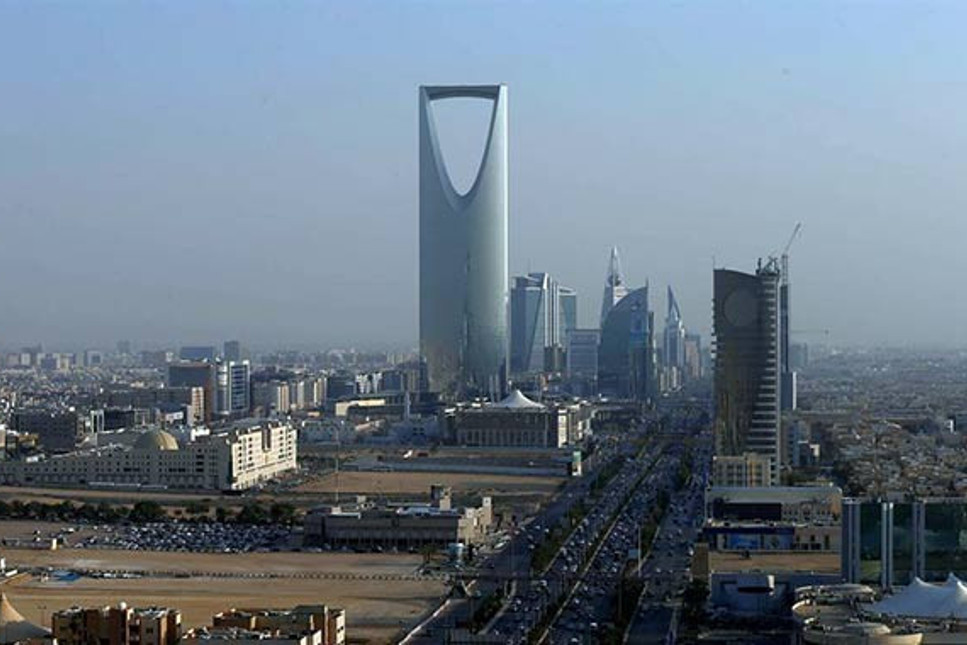 Suudi Arabistan Kralı Salman'ın Sarayına füze attılar